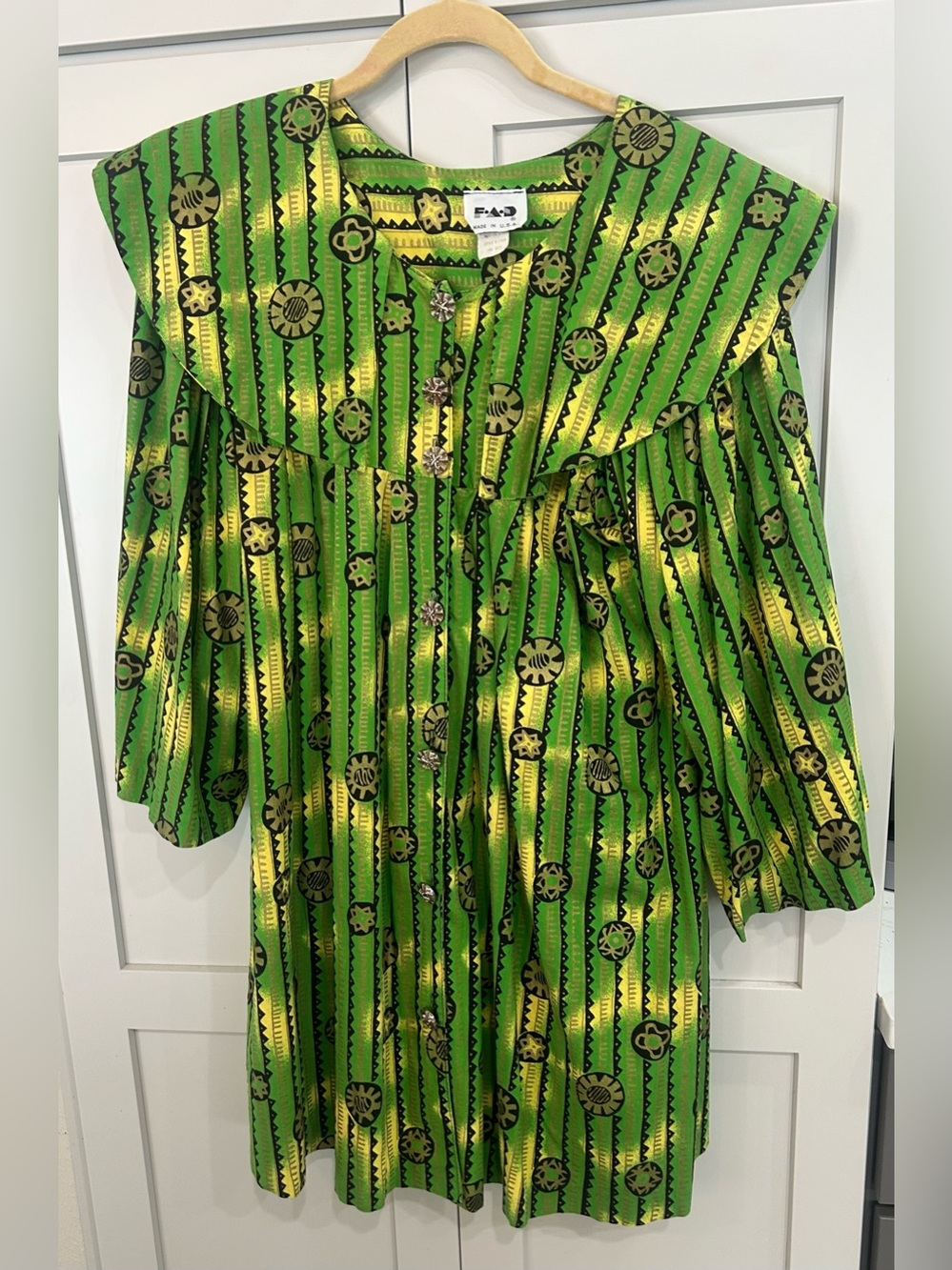 F.A.D Vintage 70-80’s Green Patterned Button-Front Dress